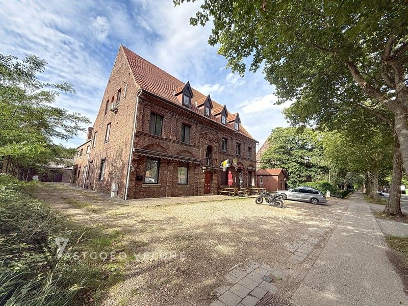 Gerenoveerd appartement met 2 slaapkamers in winterslag Cité foto 27
