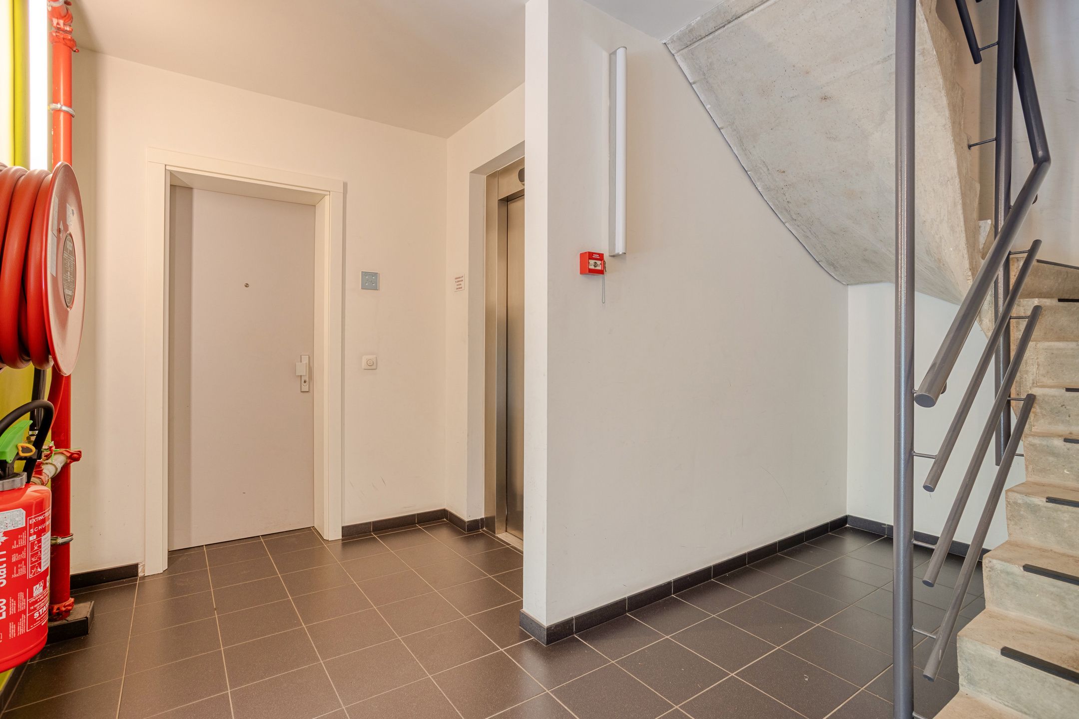 Gelijkvloers appartement met 2 slaapkamers en terras foto 6