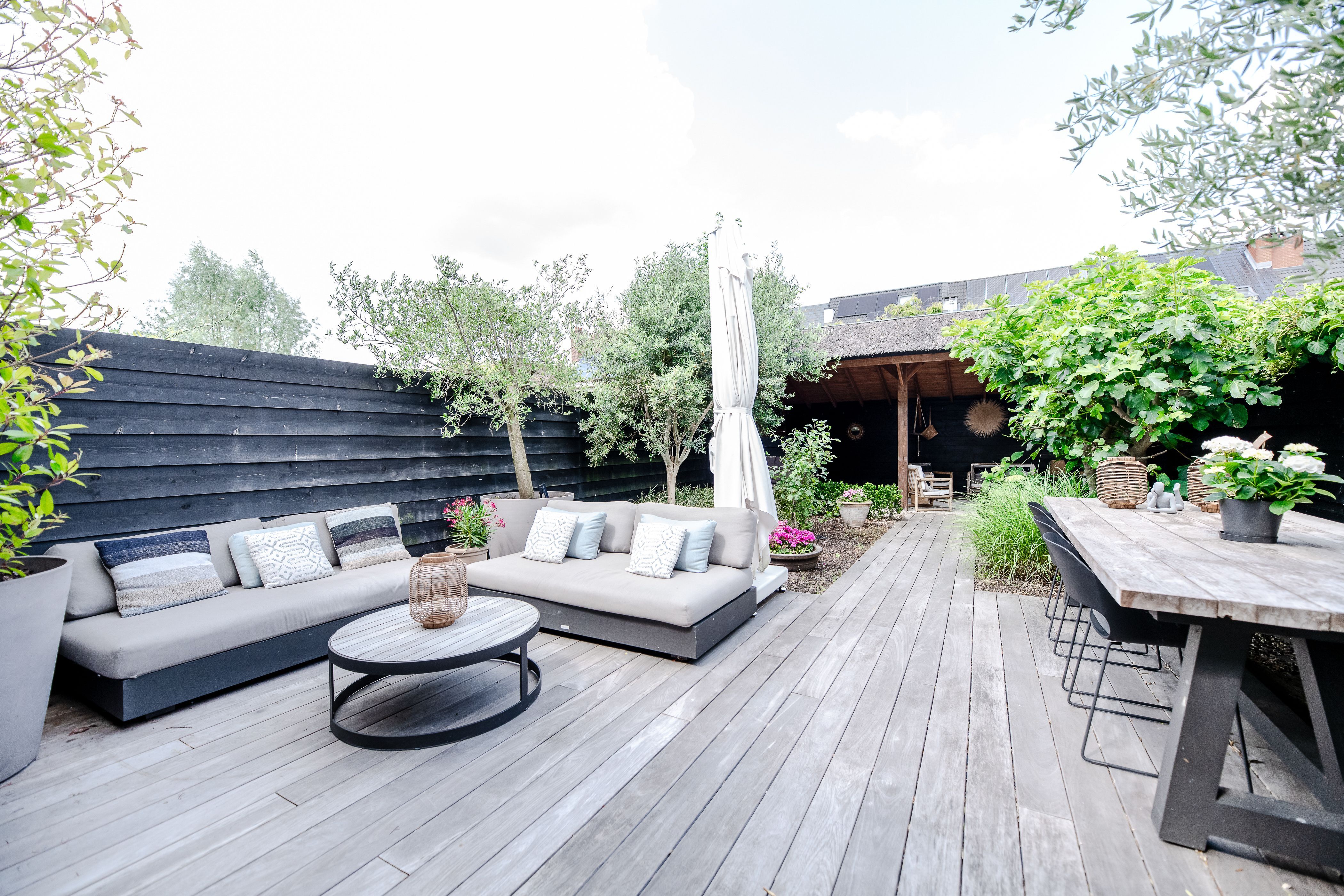Feelgood woning met 4 slpks, 2 badk en prachtige tuin foto 12