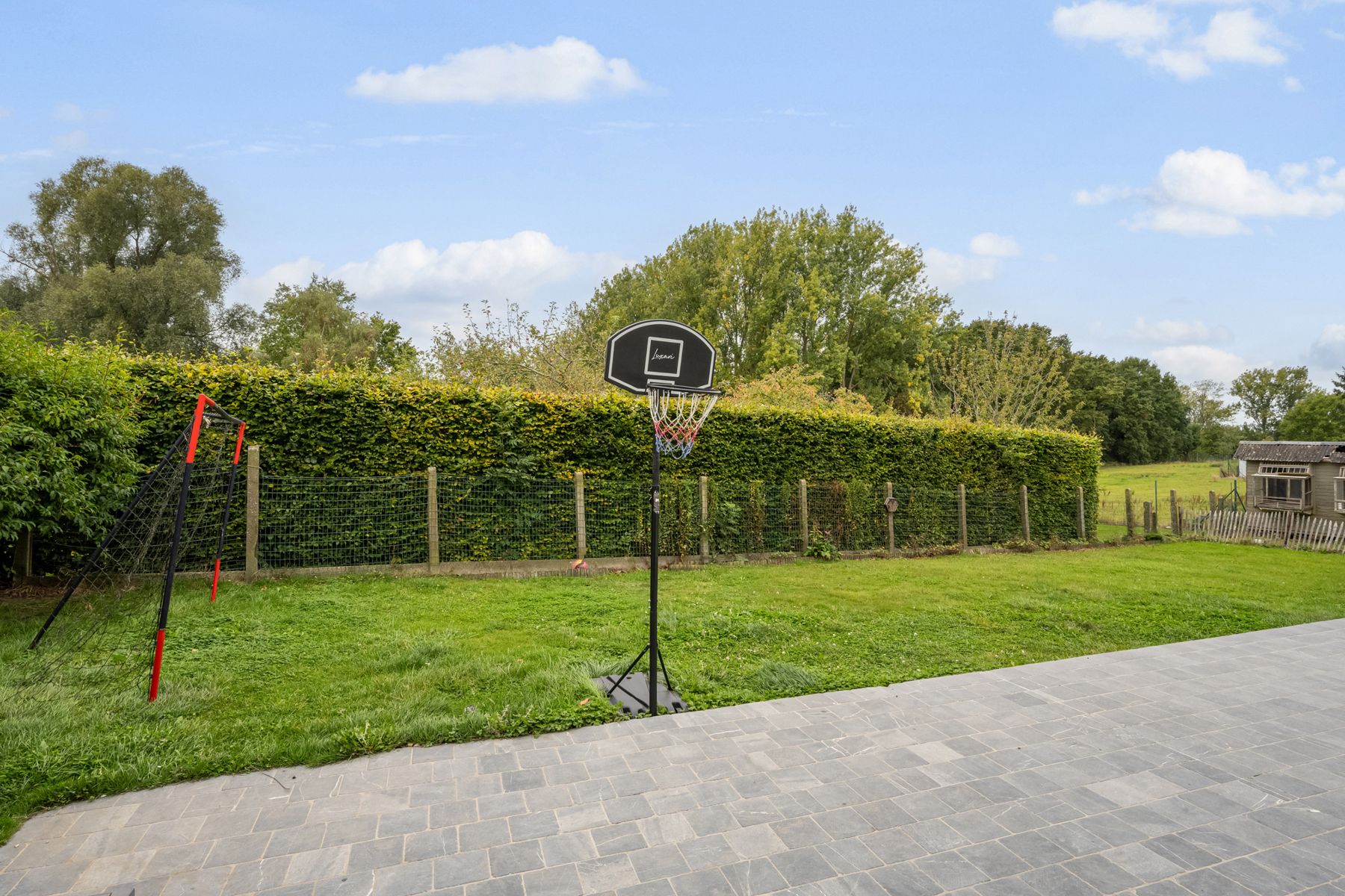 INSTAPKLARE GEZELLIGE GEZINWONING 3SLPKS, TUIN EN GARAGE! foto 23