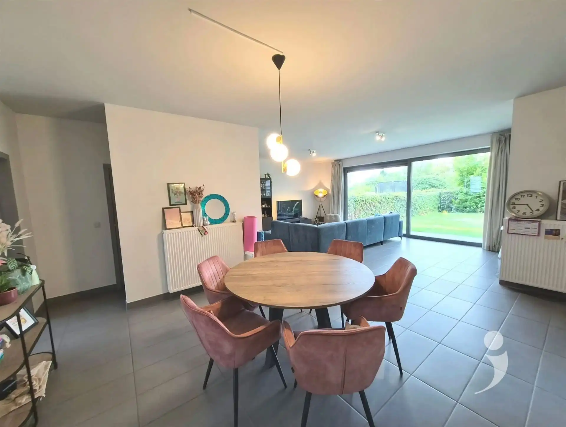 appartement met tuin foto 2