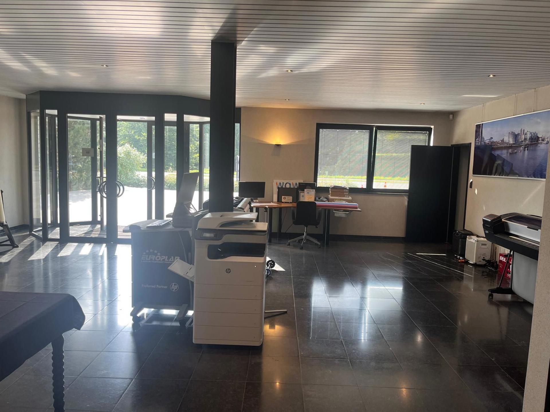 Lier: Magazijn 1.050m² met loskade en kantoor foto 13