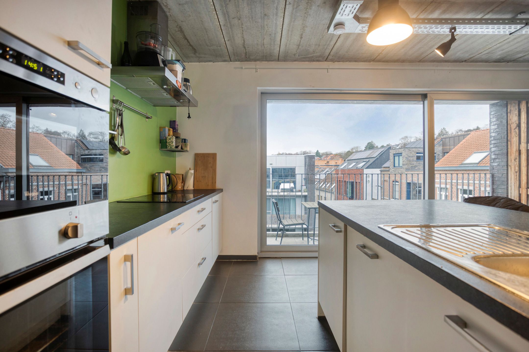 Ruime, energiezuinige penthouse met 3 slaapkamers en terras foto 6