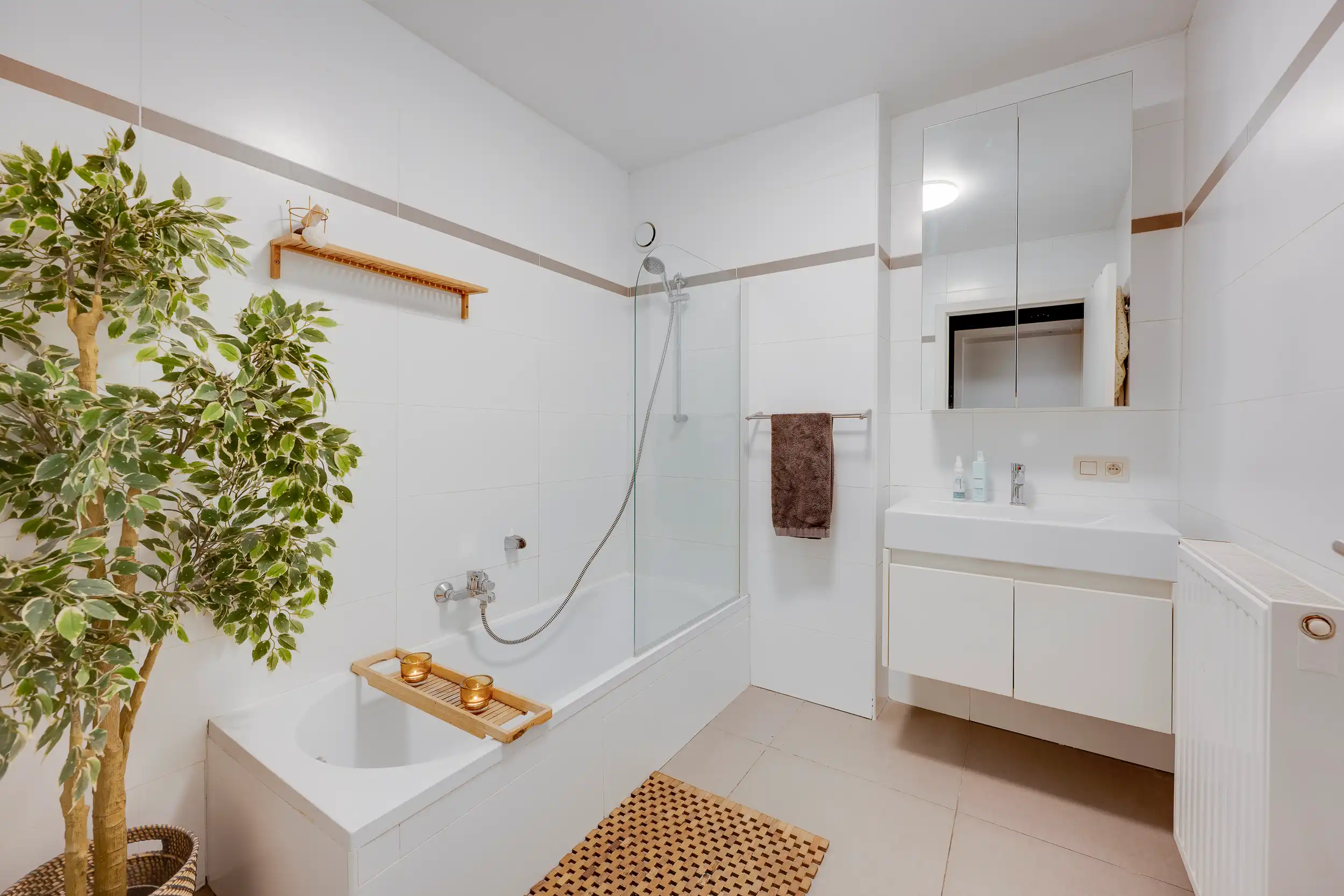 Instapklare, lichtrijke duplex in het centrum van Edegem foto 10