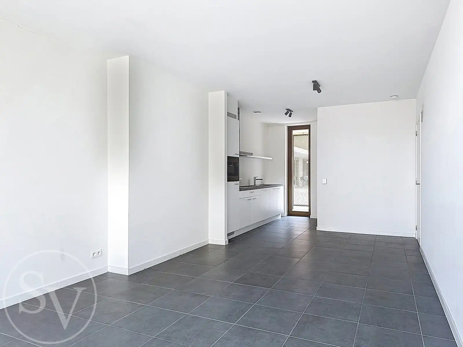 Nieuwbouw appartement, 1 slpk, terras en parking. foto 6