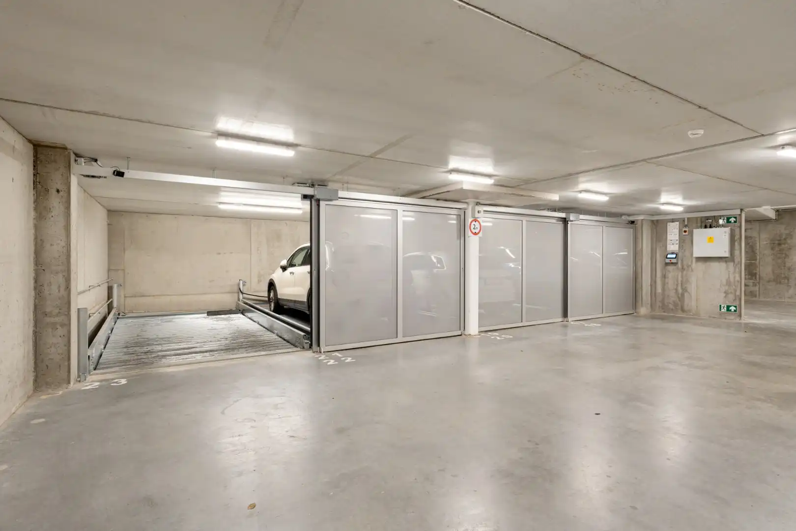 Energiezuinig 2 slpk app, 97m² + terras, parking en berging foto 16