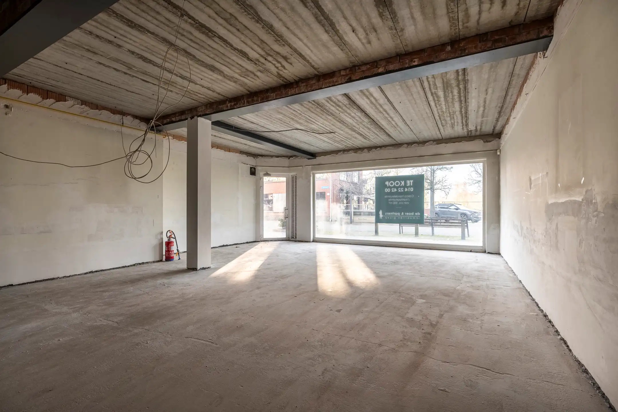 Casco handelsruimte van ca. 242 m² gelegen aan de jachthaven foto 6