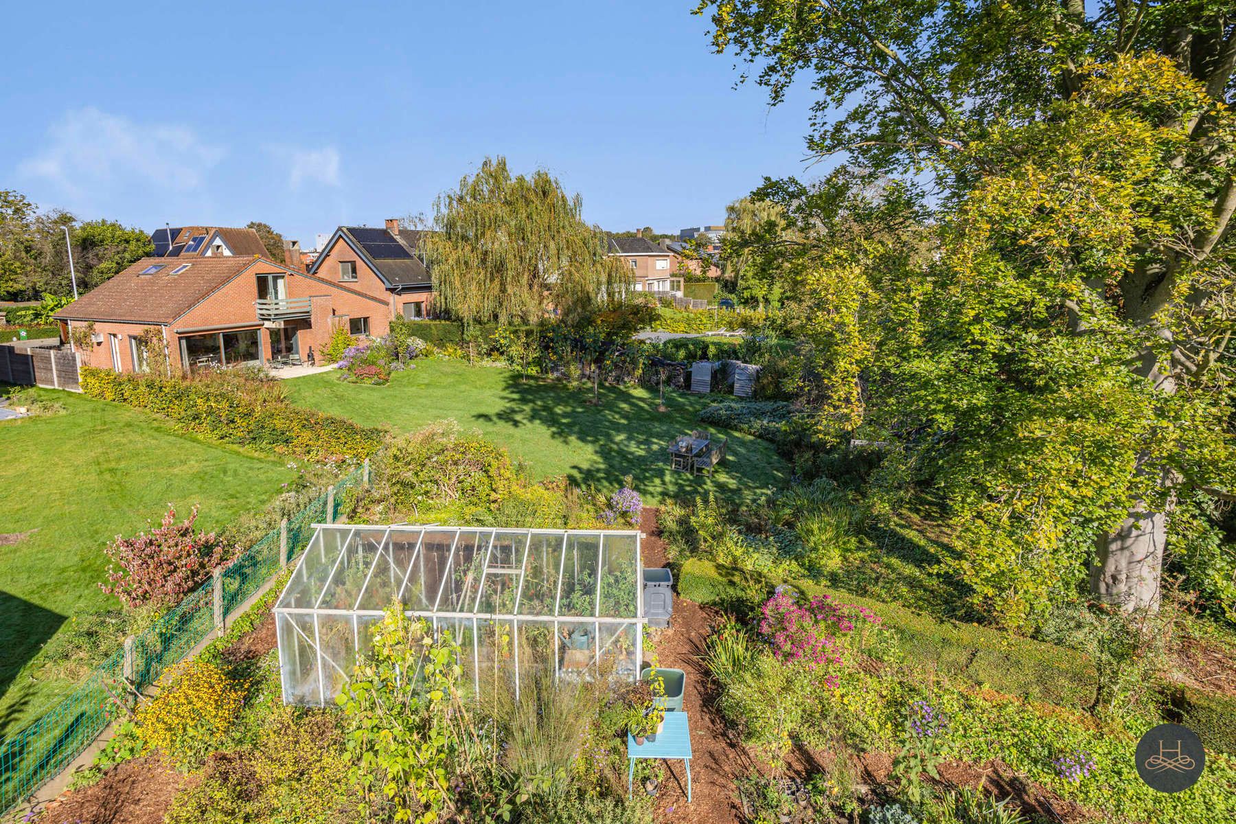 Lichtrijke gezinswoning met prachtige tuin op toplocatie foto 28