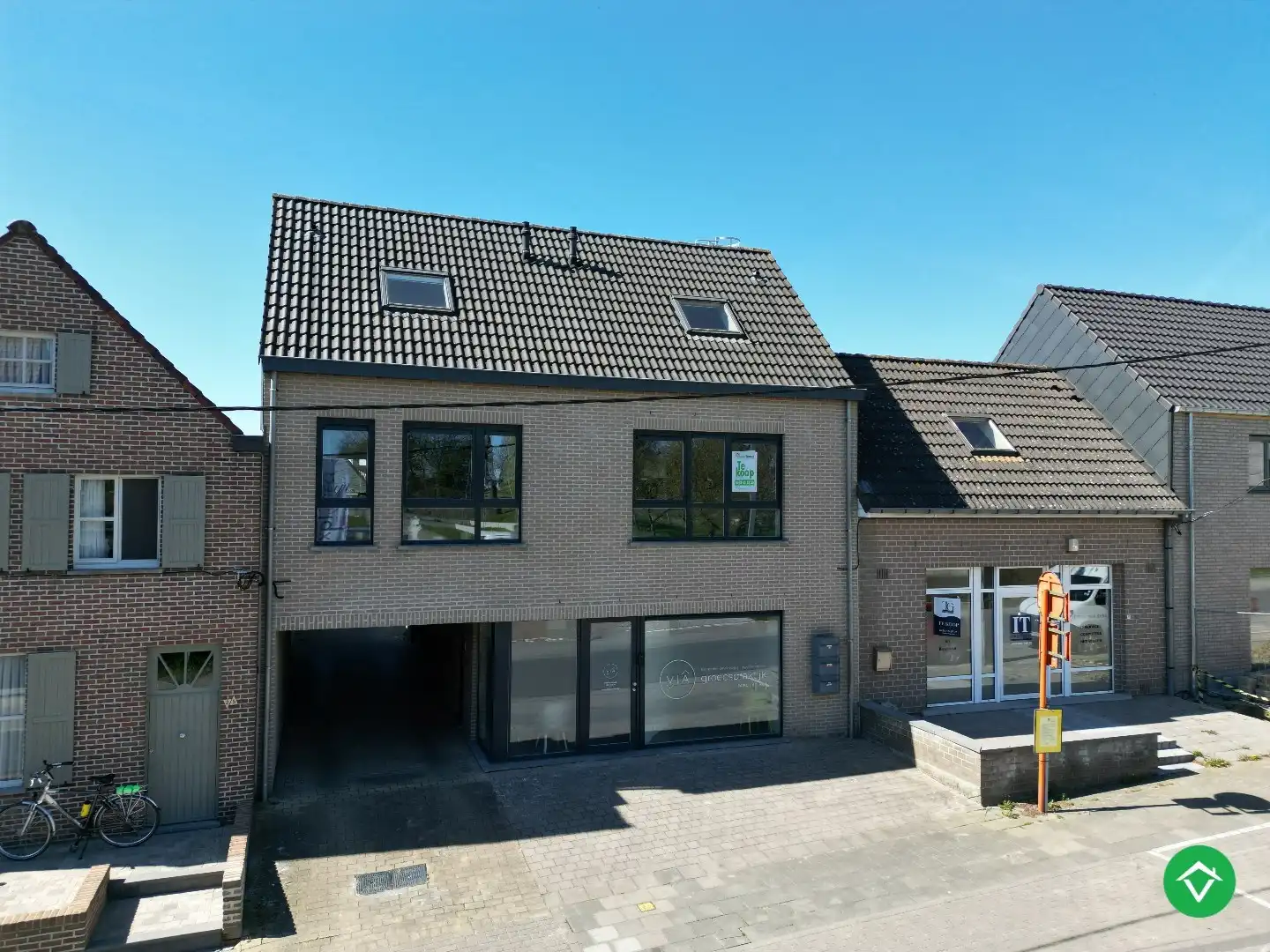 Duplexappartement met twee slaapkamers, zonneterras en parking te Moorslede  foto 25