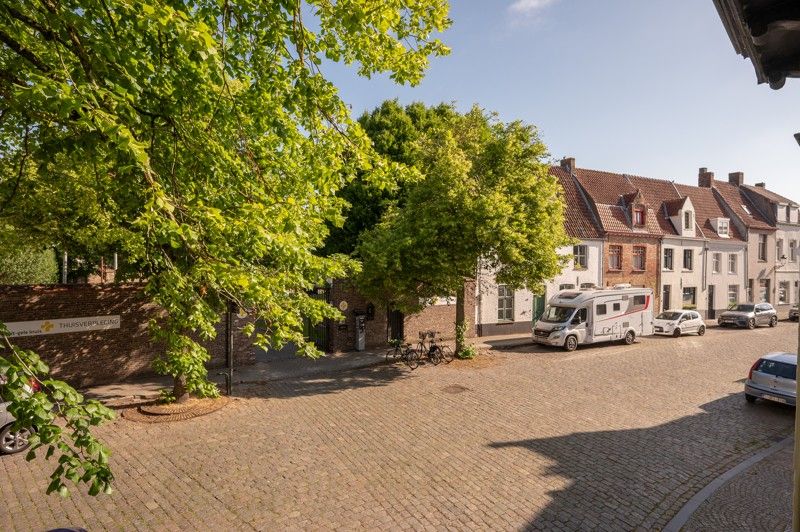 Charmante woning met drie slaapkamers in centrum Brugge! foto 15