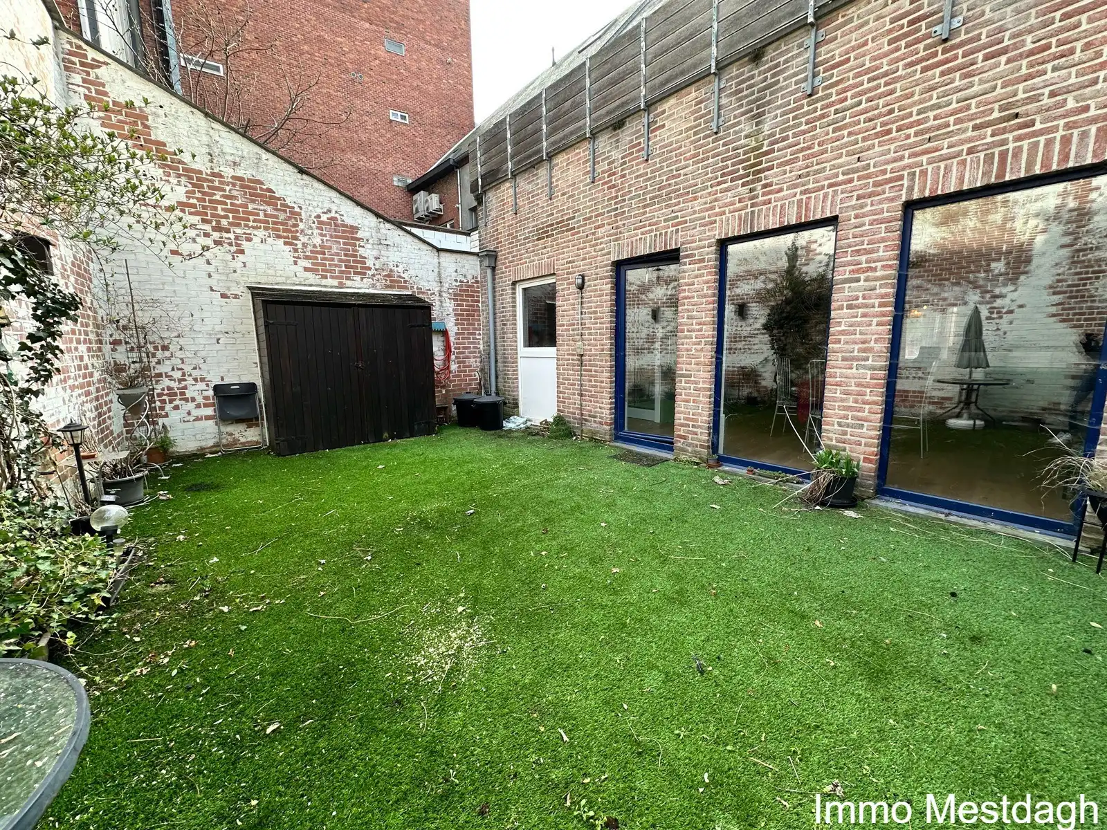 Charmant Gelijkvloers Appartement met Ruim Terras in Hartje Diest. foto 17