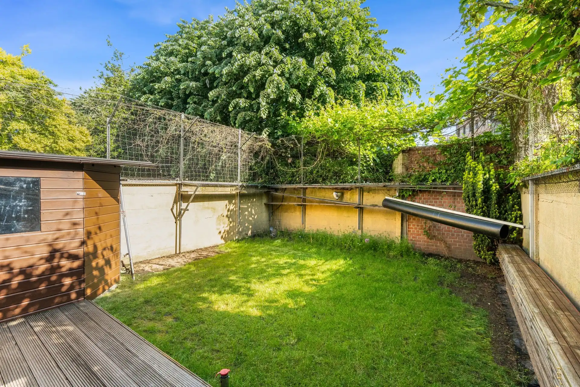 Gerenoveerde één/meergezins/kangeroe woning met 4 mog 5 slaapkamers en tuin. foto 12