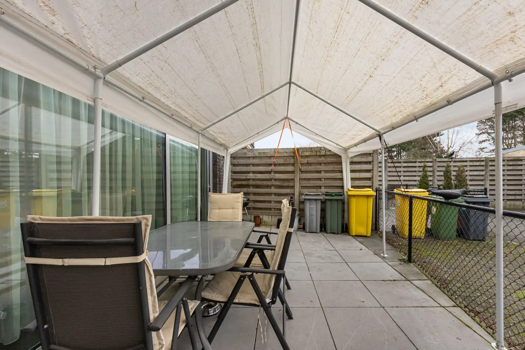 Instapklaar gelijkvloers appartement (97 m²) + parkeerplaats foto 27