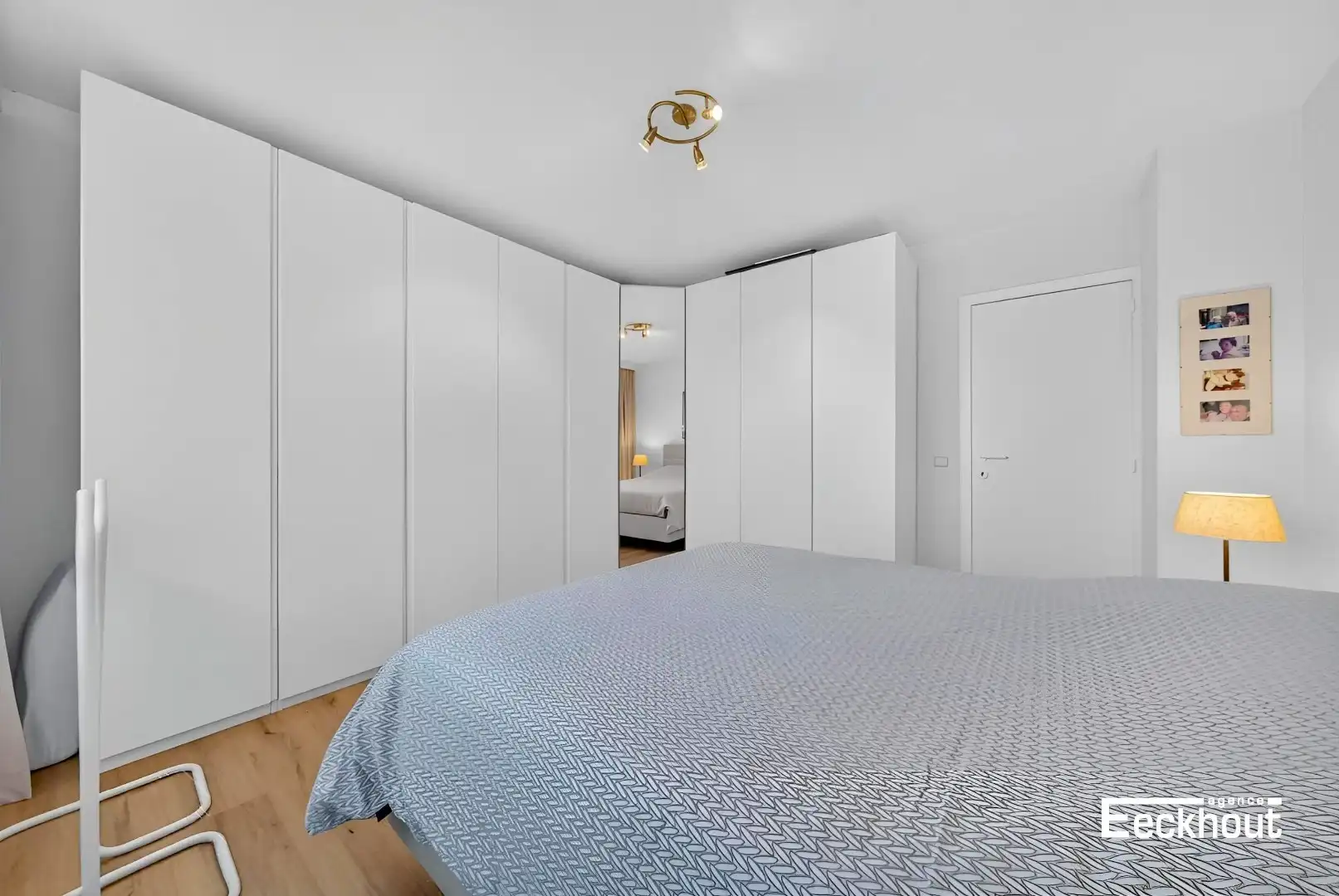 Instapklare halfopen woning nabij het strand op de grens tussen Oostende en Bredene! foto 9
