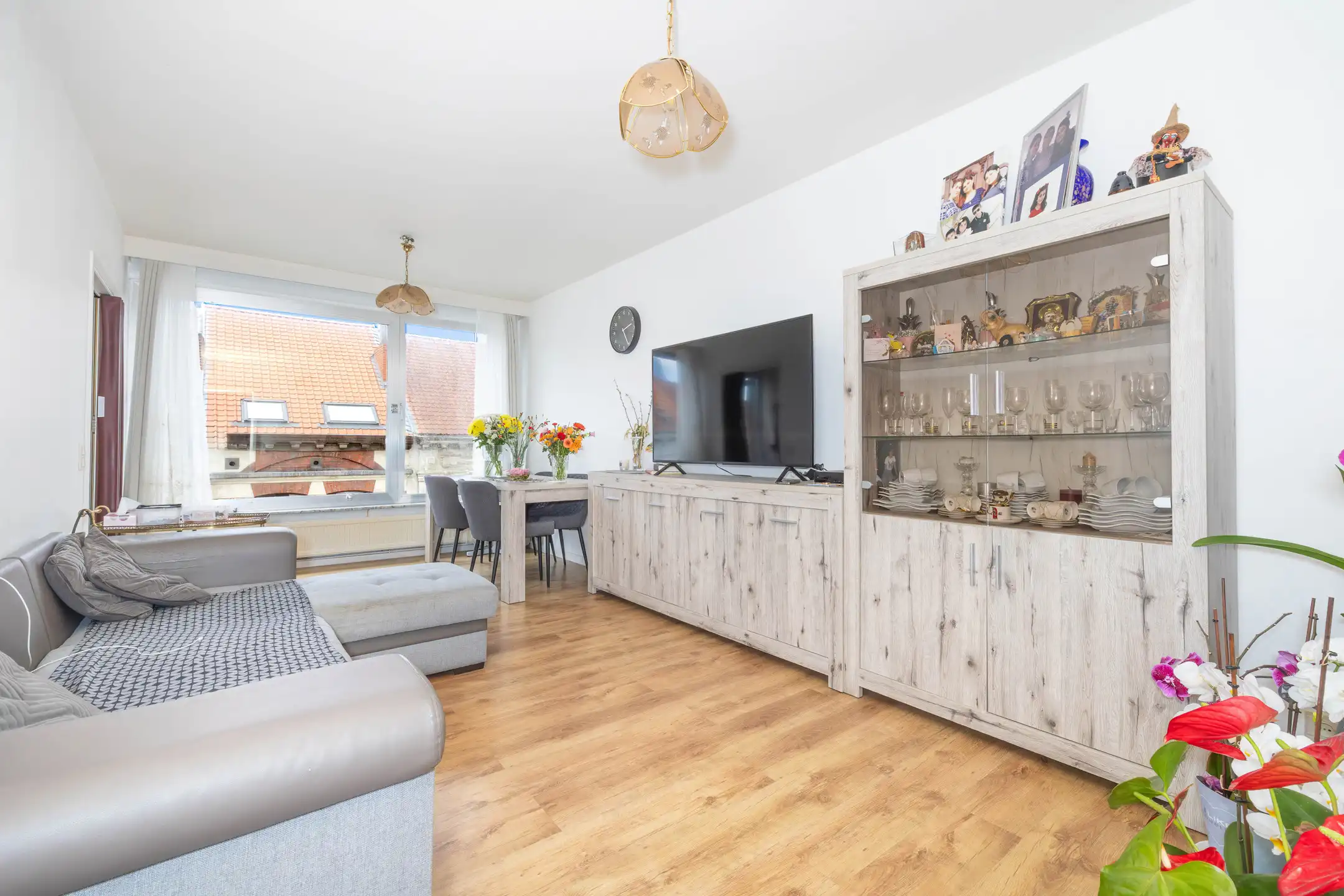 1 slpkmr, ±67 m² - Klein mede-eigendom & bovenste verdiep. foto 2