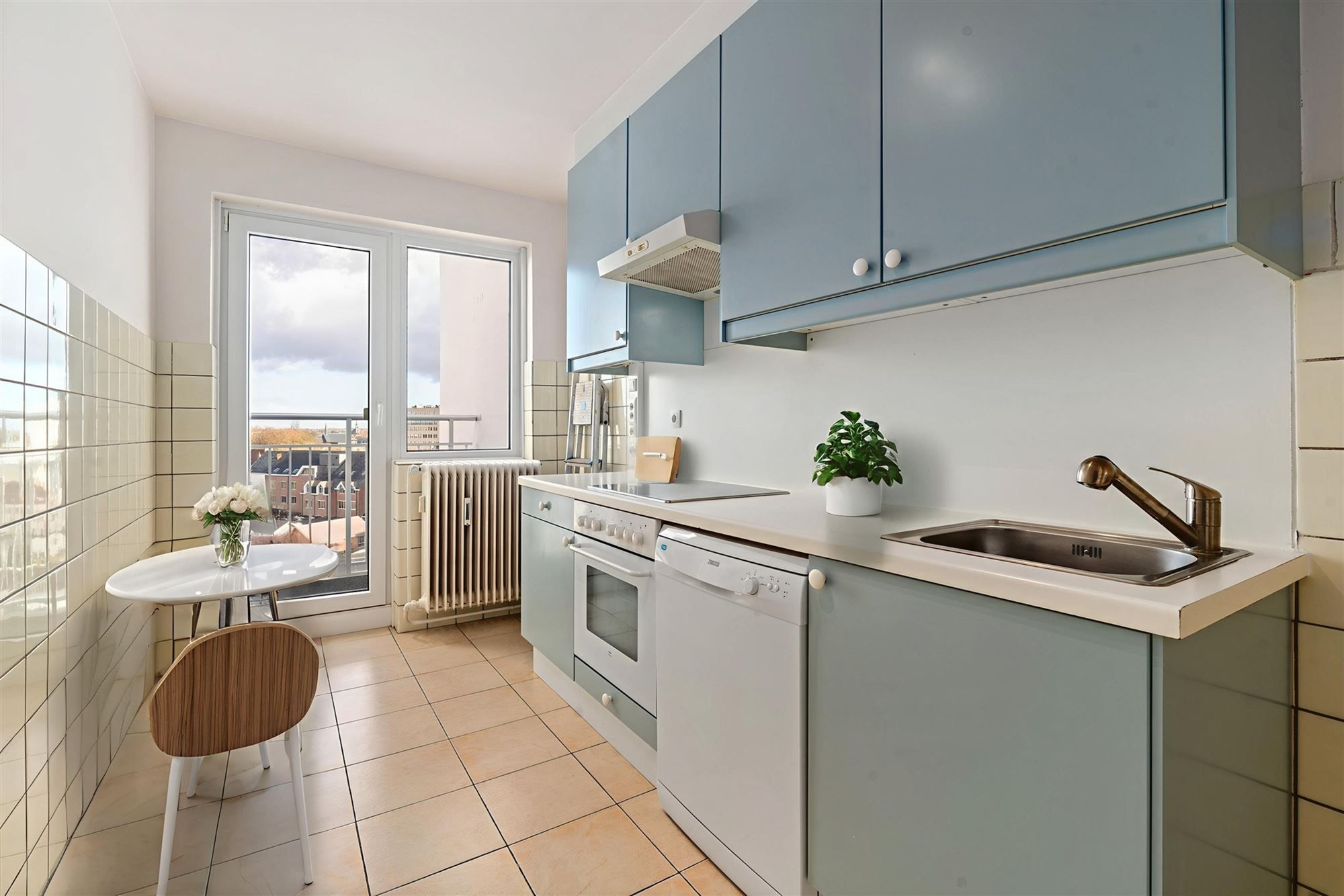 Wonen in het centrum van Gent: 2 slaapkamers, terras en kelderberging foto 6