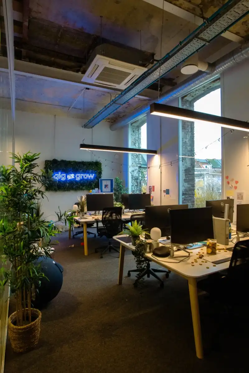 Kantoren in business center WATT Factory foto 20