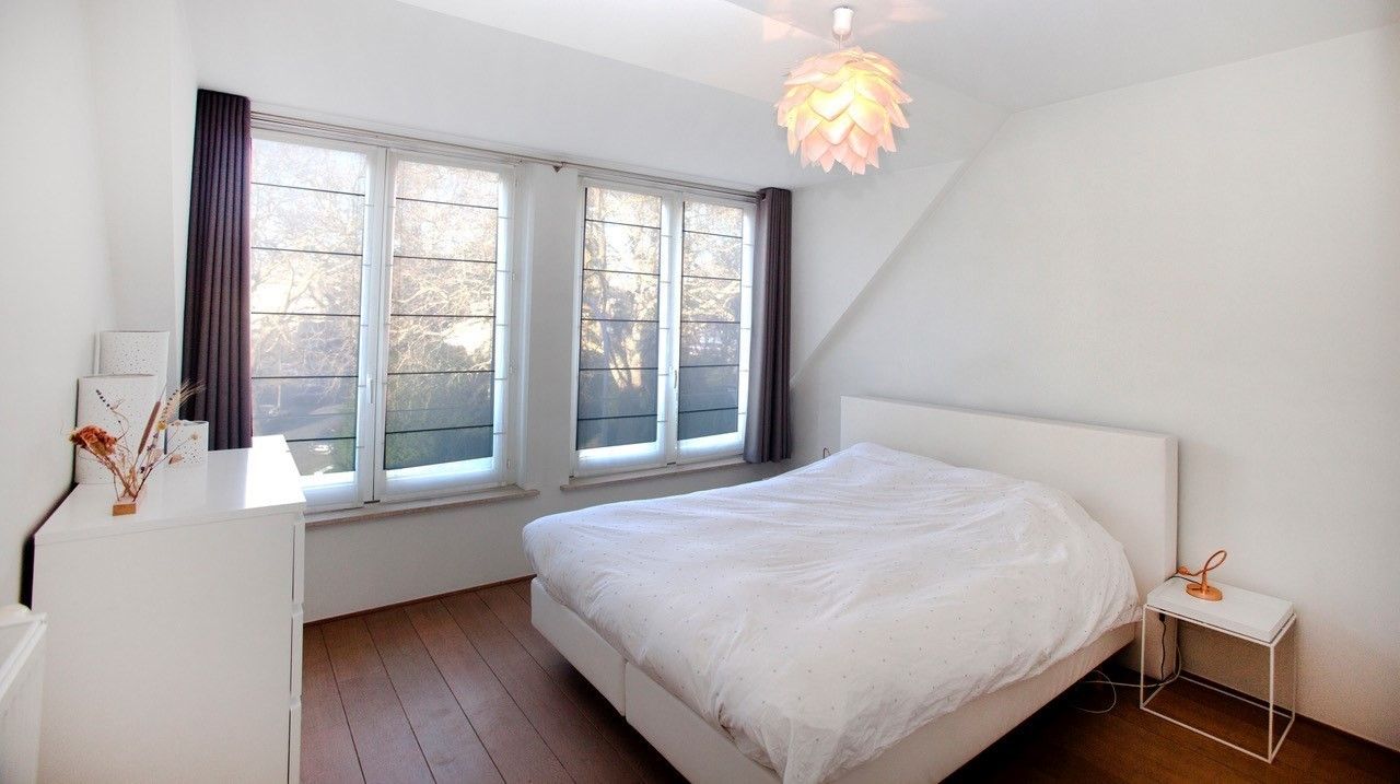 Luxueus ingericht 2-slaapkamer appartement in de kleinschalige residentie Notting Hill (Mons. De Haernelaan) foto 6