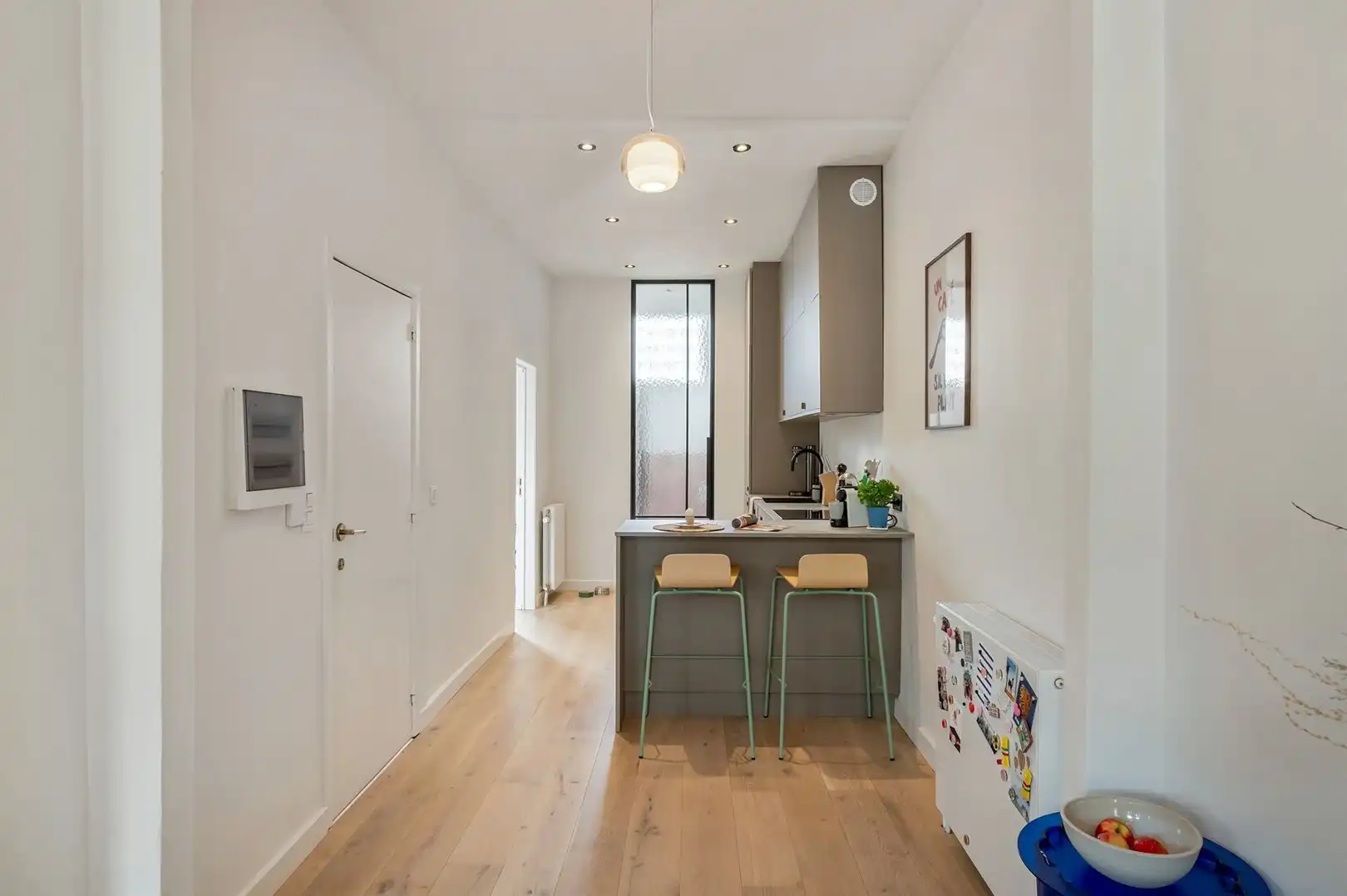 Super tof gerenoveerd appartement met balkon foto 8
