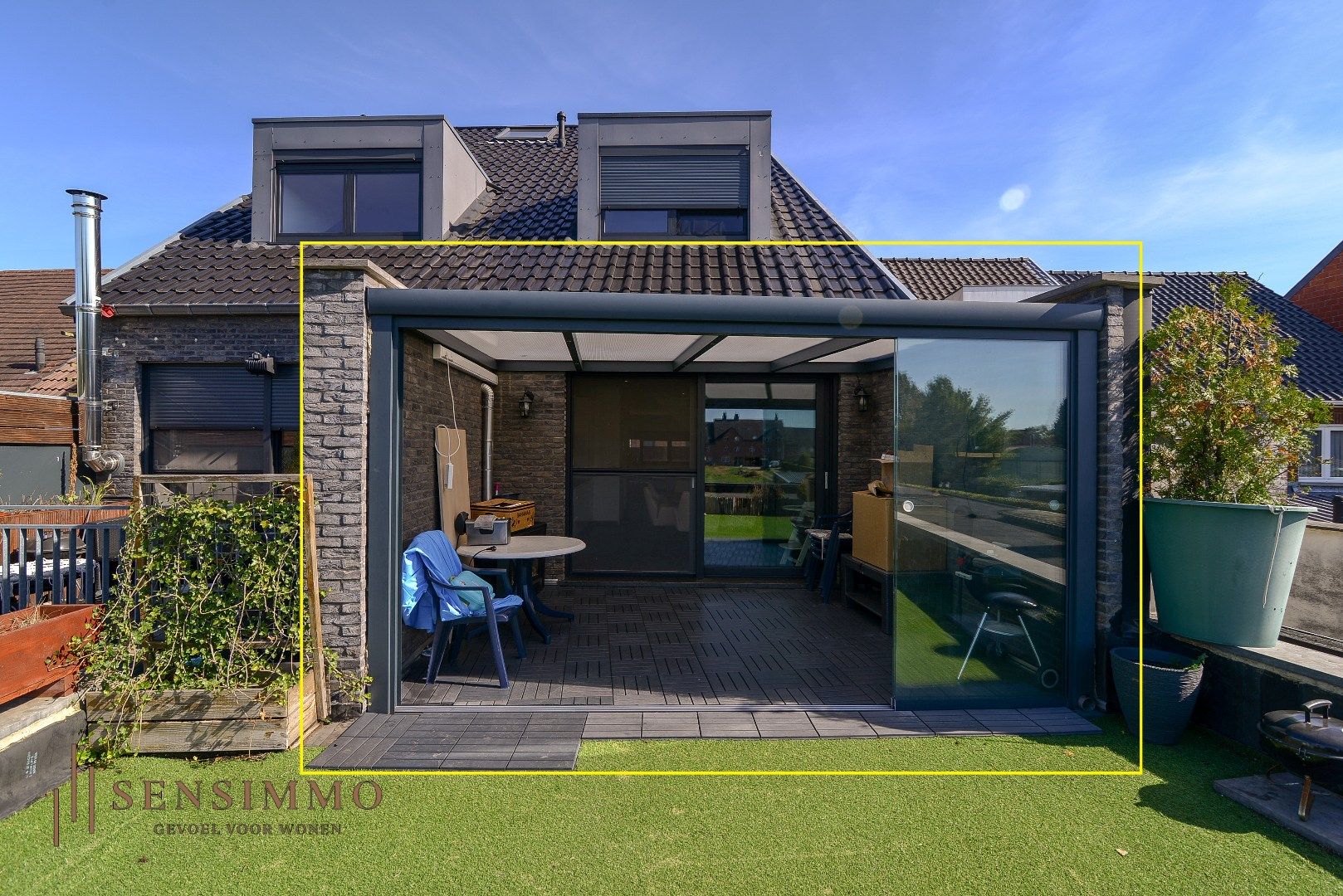 Mooie afgewerkt triplex met 3 slaapkamers, terras en parking foto 9
