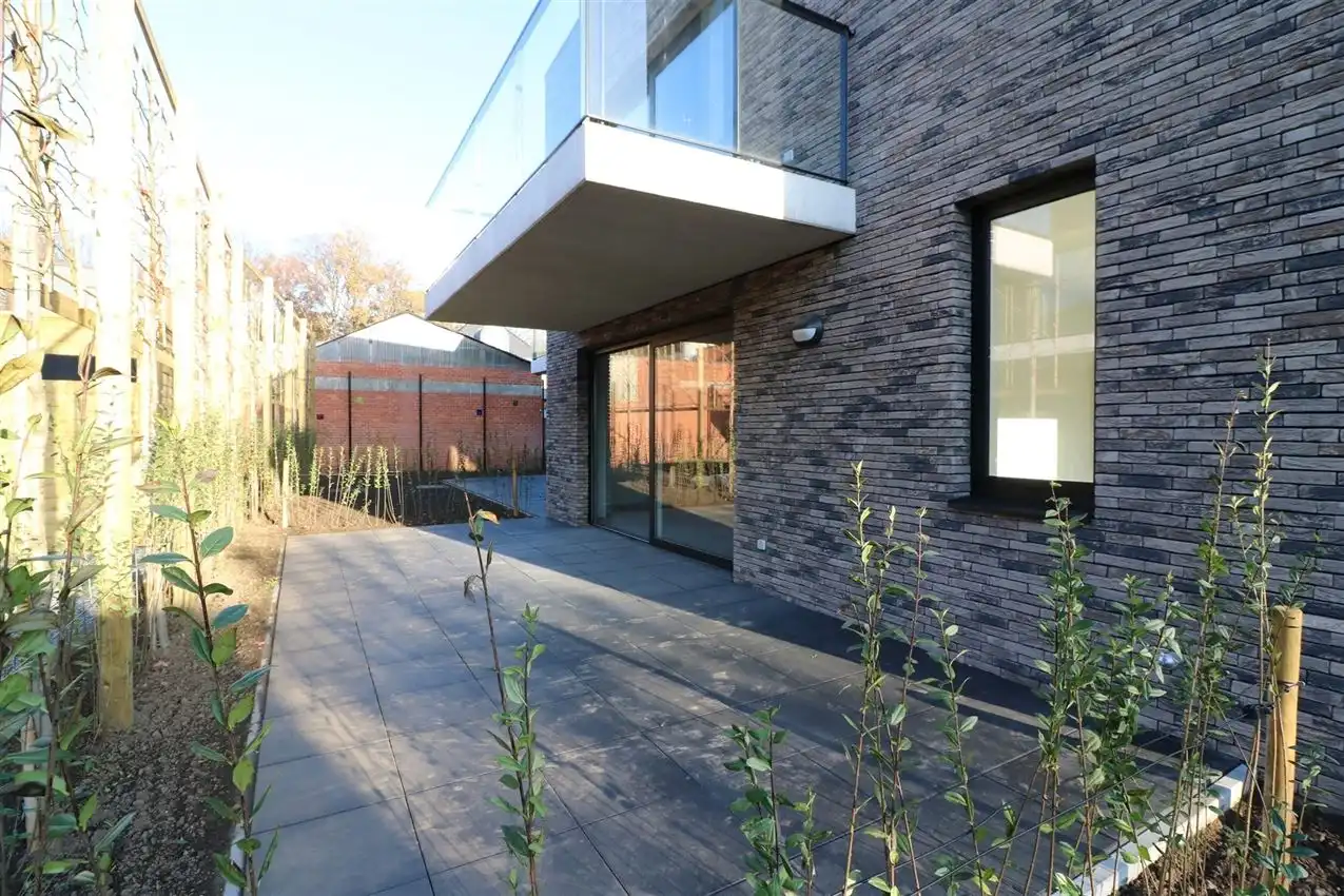 Gelijkvloers appartement, 2 slpk., autostaanplaats foto 51