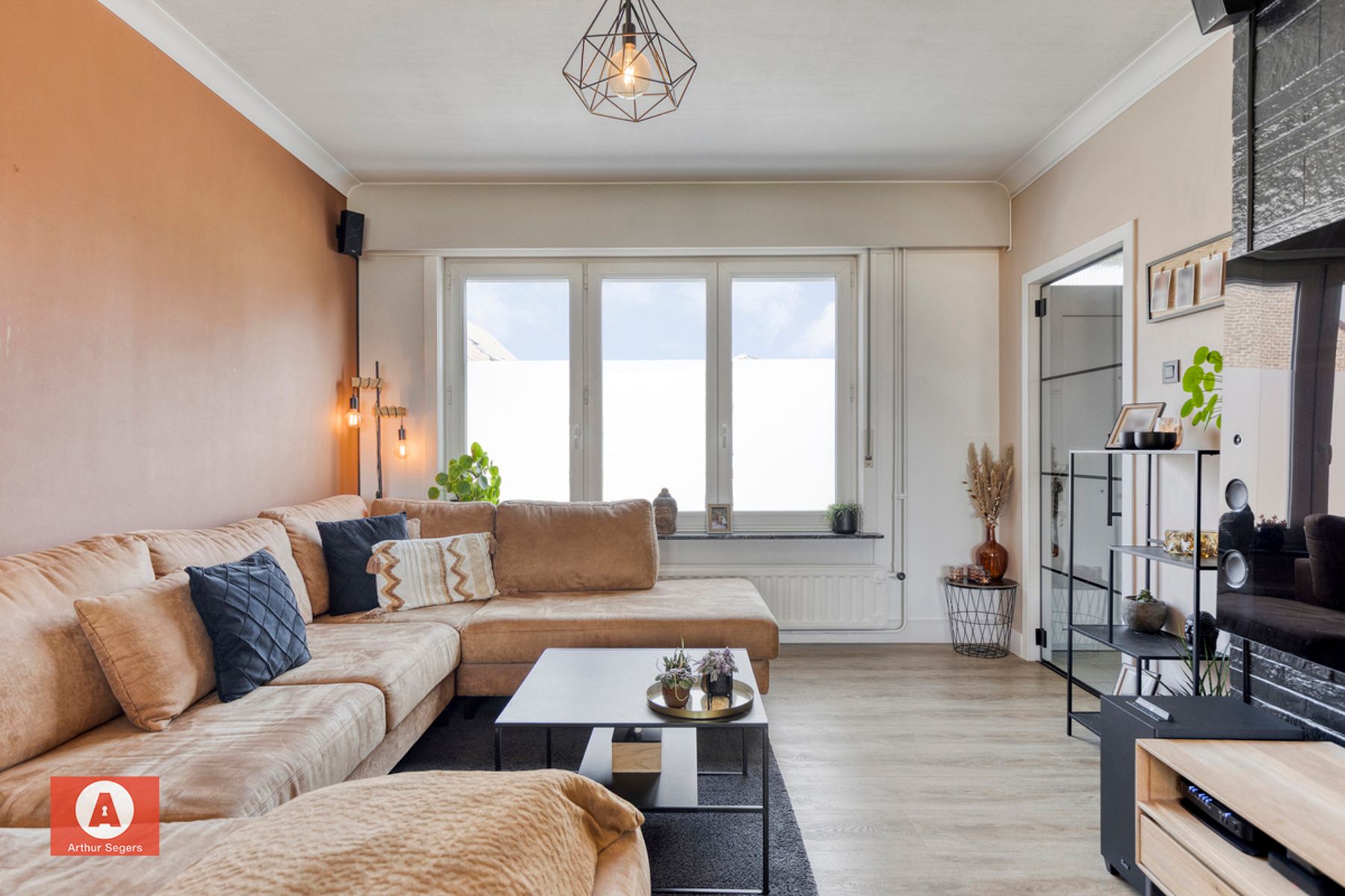 Energiezuinige woning mét 4 slaapkamers en garage. foto 7