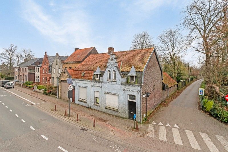 2 grondig te renoveren/te slopen woningen te koop in centrum Vichte vlakbij kasteel Beukenhof! foto 2
