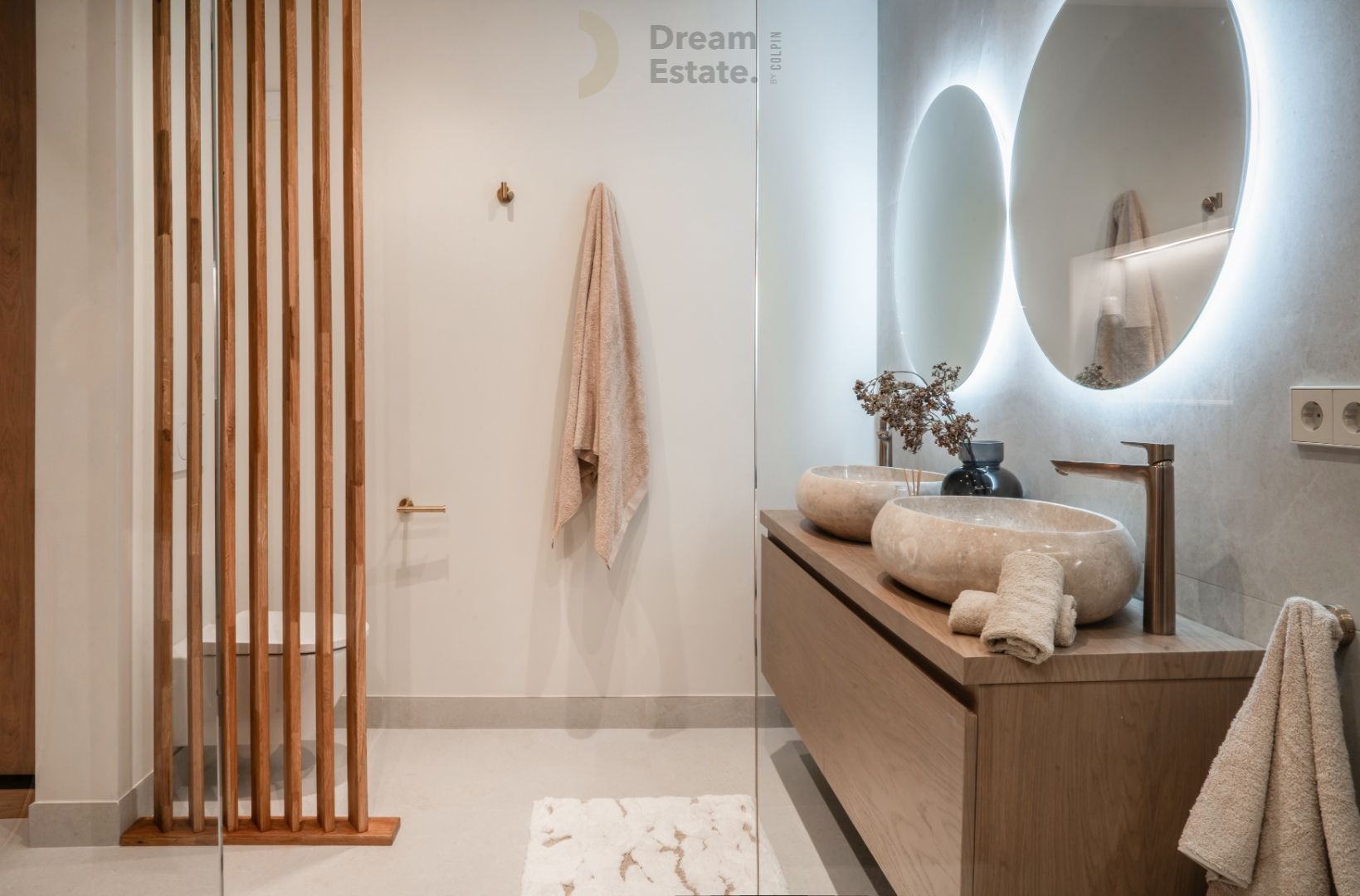 Schitterend luxe appartement aan het strand en restaurant Tikitano, Estepona. foto 19