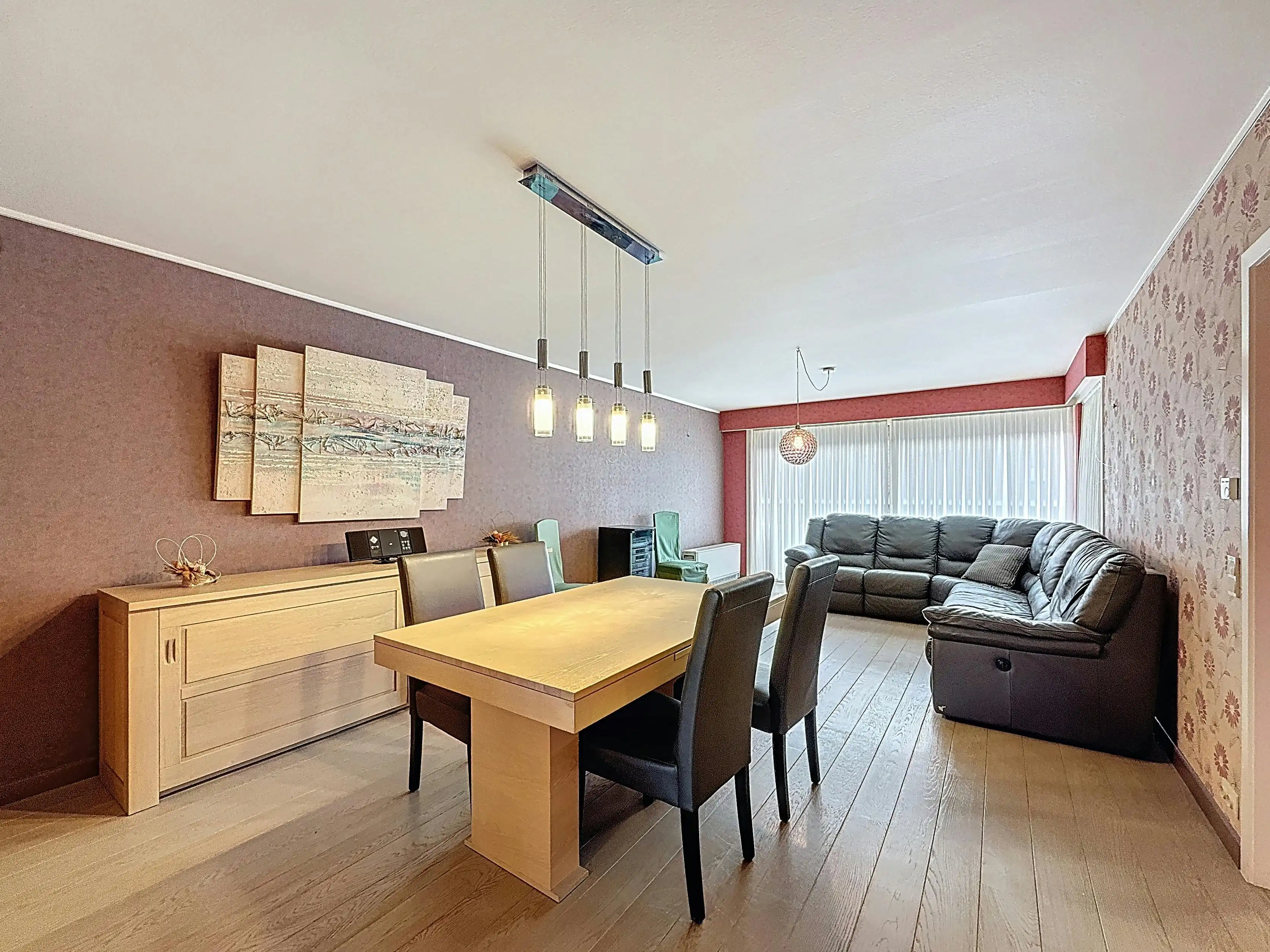 Appartement te koop in het centrum van Sint-Eloois-Vijve foto 4