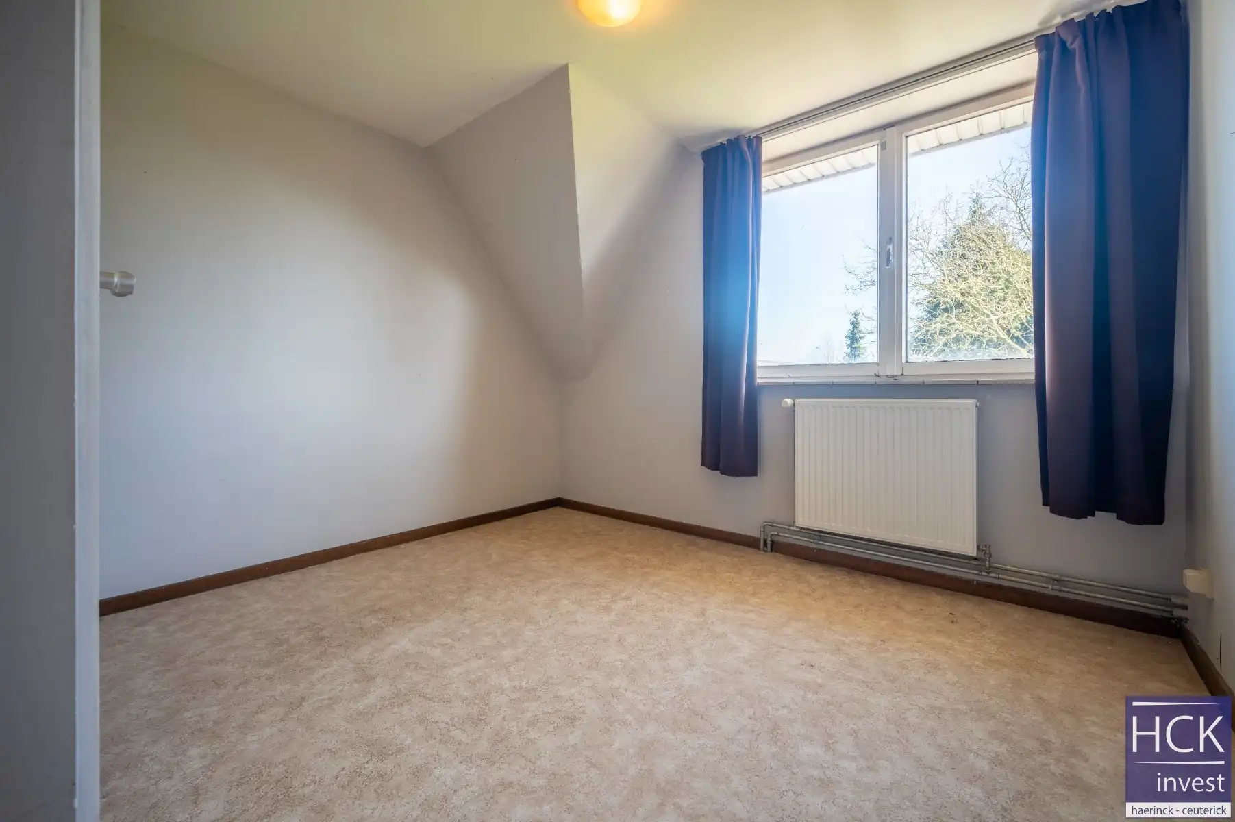 KRUISHOUTEM - Te renoveren alleenstaande villawoning op 2231m² foto 26