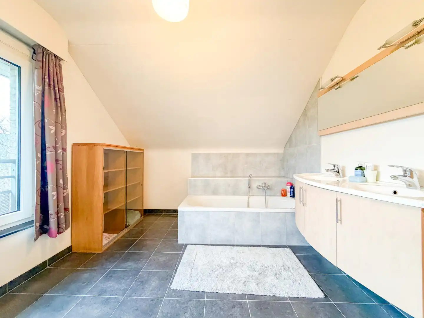 Villa hartje Torhout, topligging op een perceel van 2052 m²! foto 23