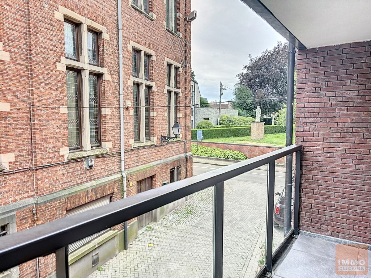 Tof 2 slaapkamerappartement met terras foto 6