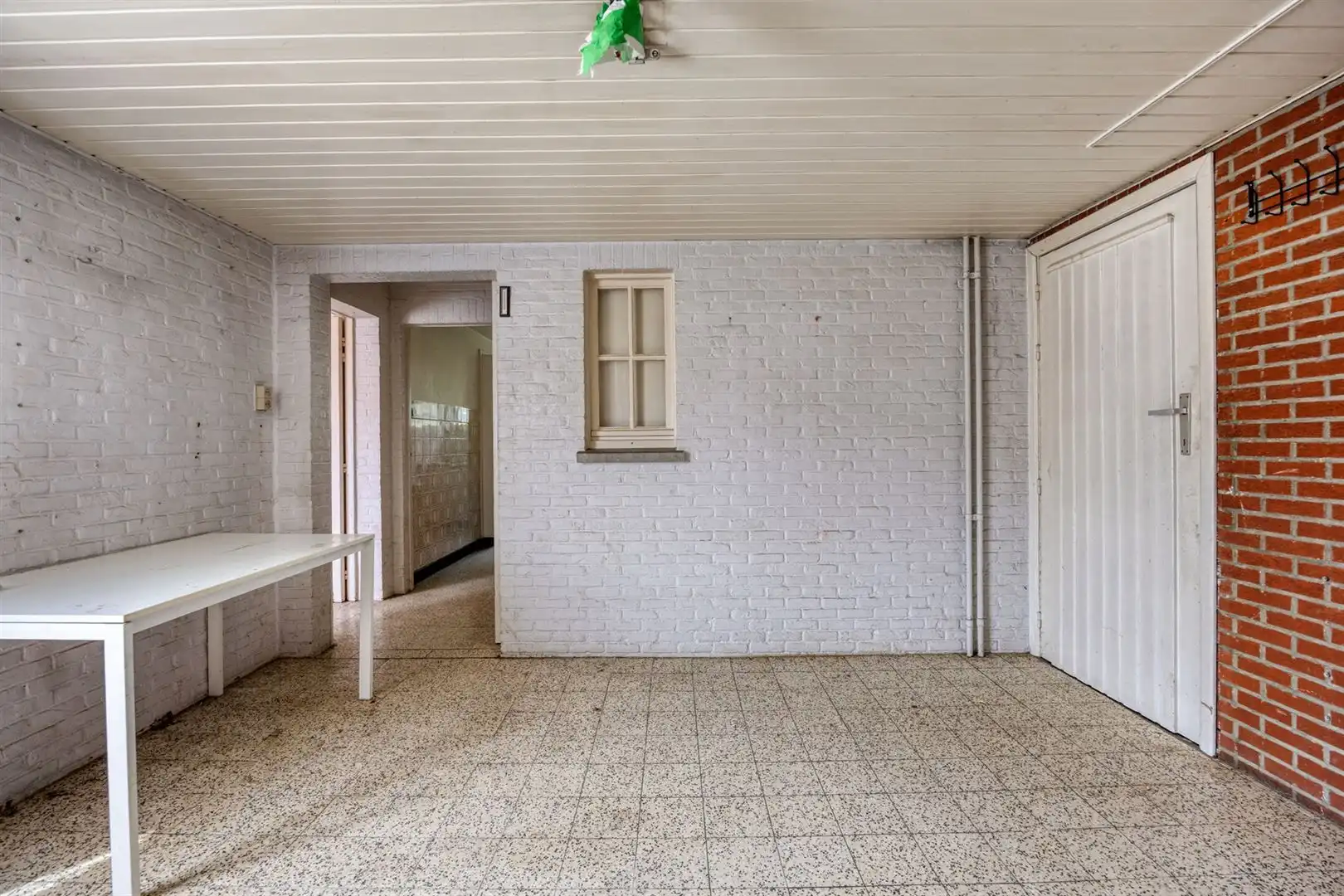 TE KOOP: Te renoveren woning met ruim perceel en projectmogelijkheden in Lummen! foto 13