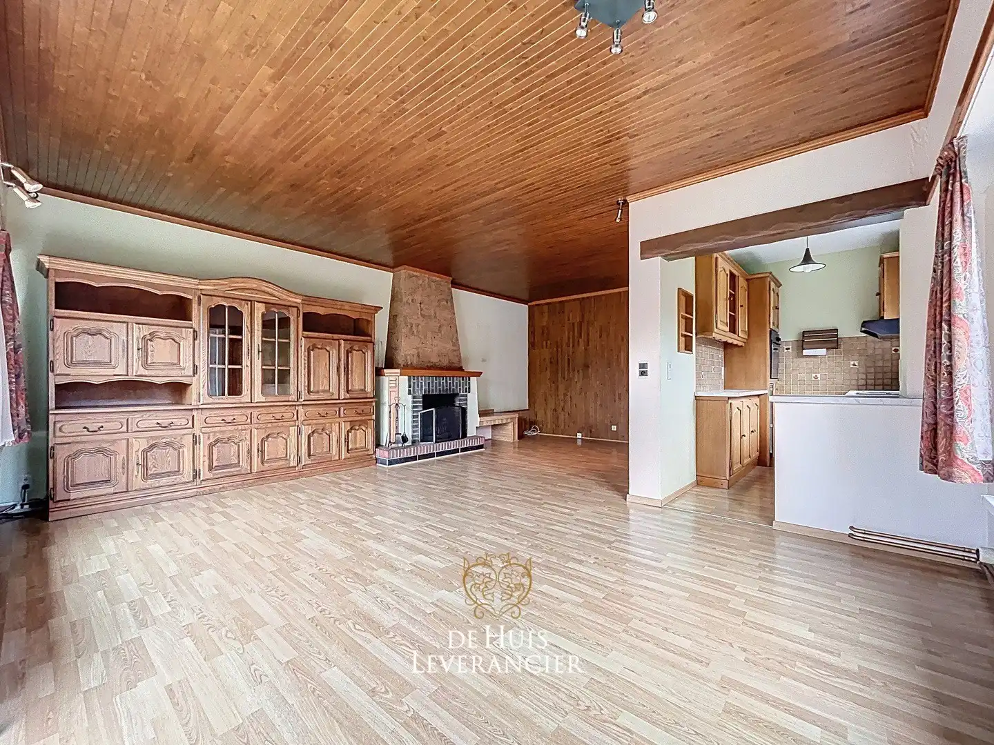 Een huis met potentieel in een buurt met toekomst ! foto 5