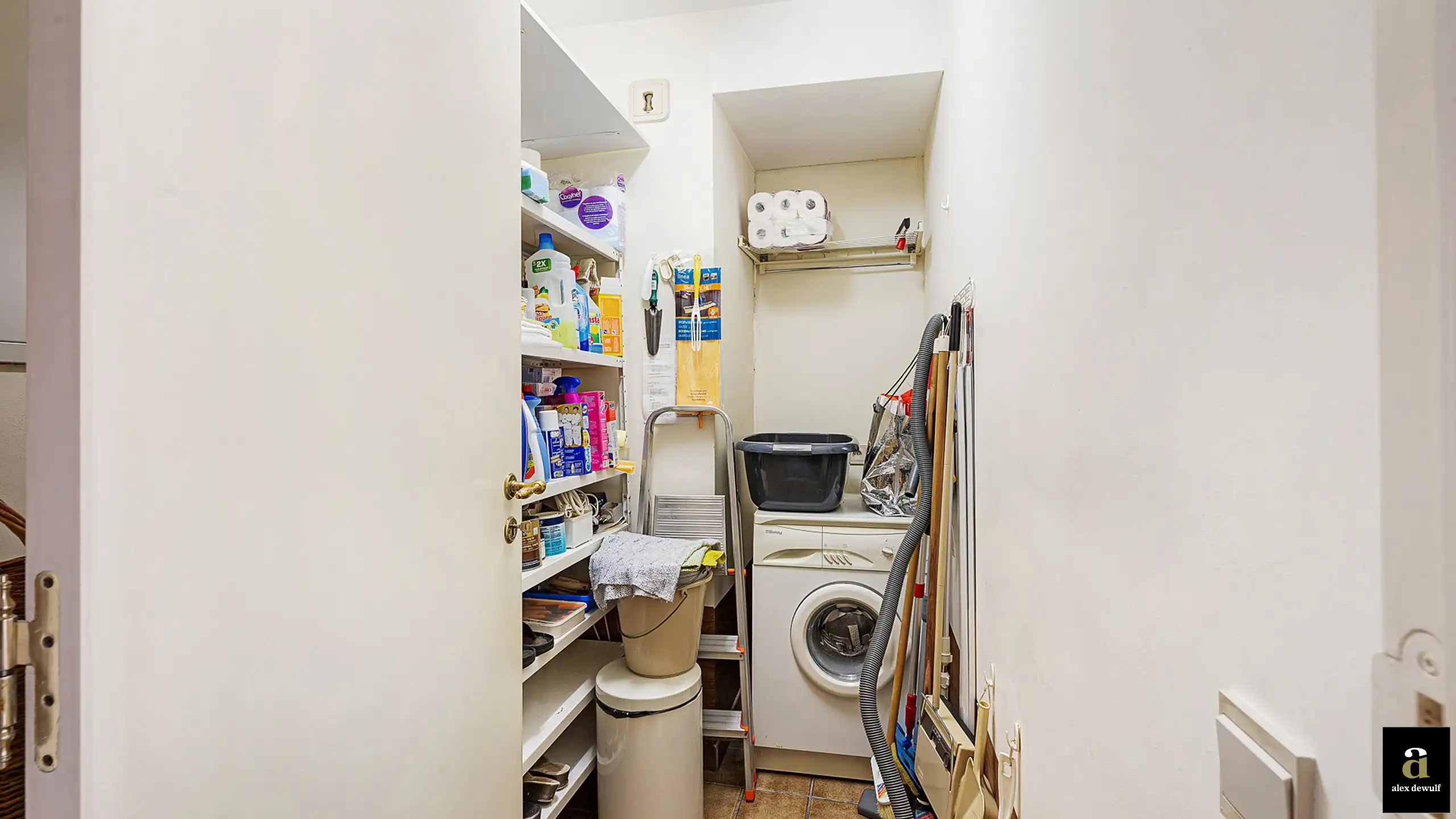 Goed gelegen appartement met zij zeezicht [Zwaluwenlaan]. foto 15