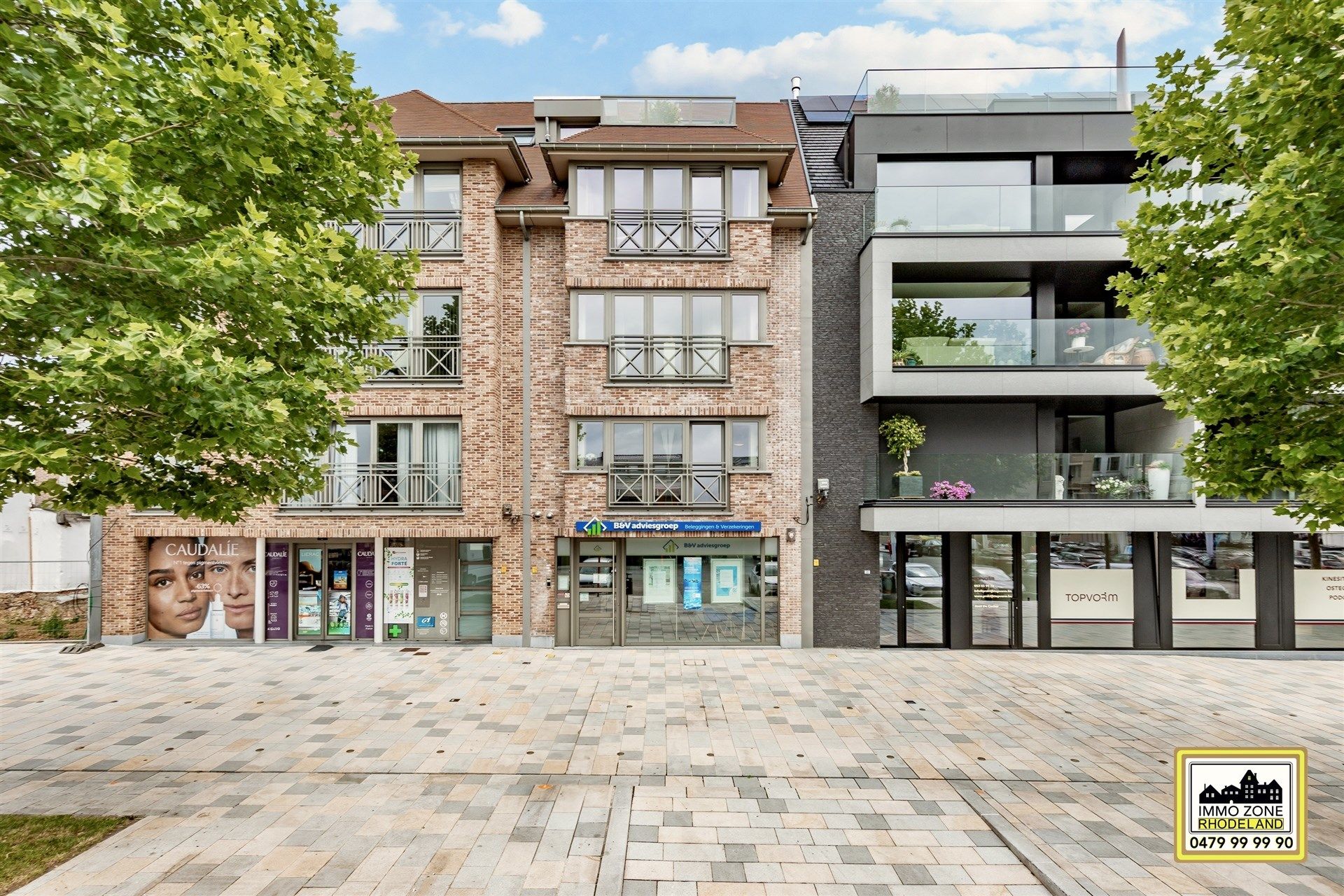 Prachtige handels-of bureelruimte op triple A locatie! foto 2