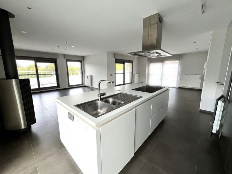Luxe appartement met 3 slaapkamers en 2 terrassen foto 3