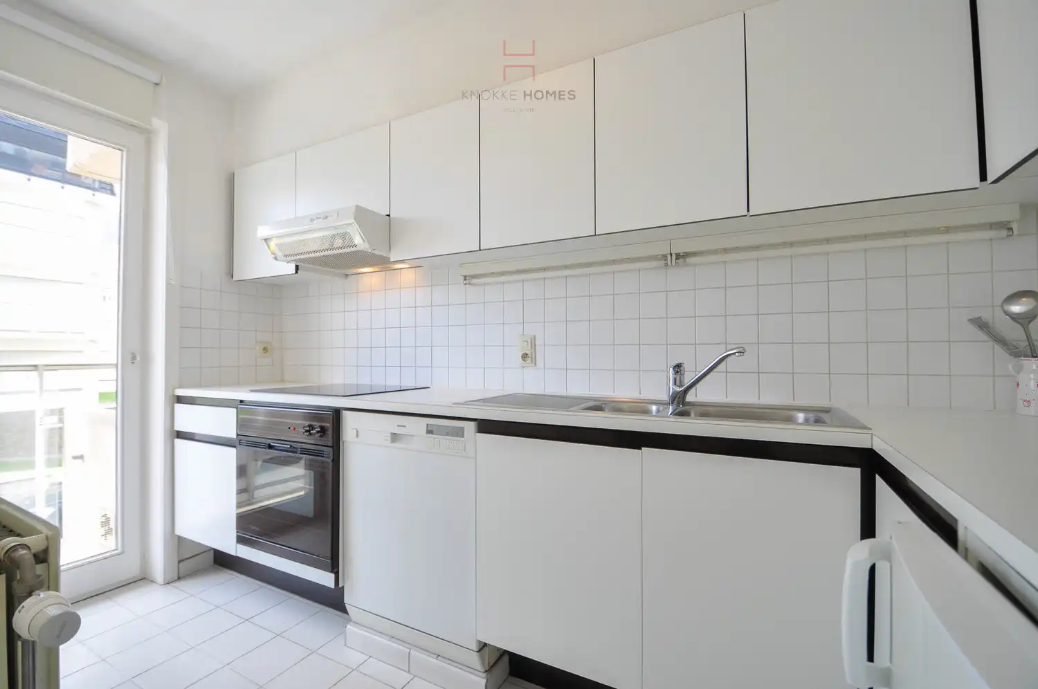 Gemeubeld appartement met zijdelings zeezicht in Duinbergen foto 7