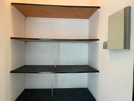 Gelijkvloers 2-slaapkamer appartement met terras en garage foto 6