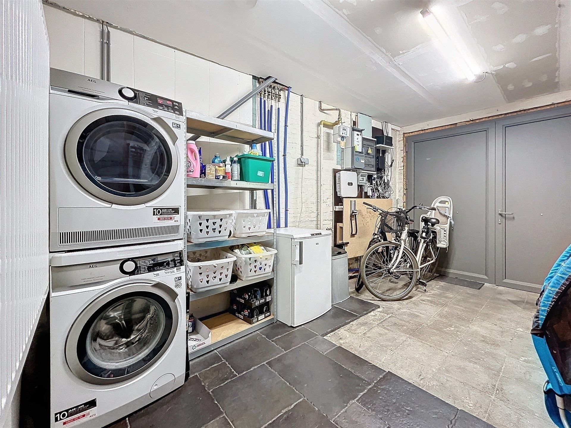 Instapklare en energiezuinige gezinswoning met 4 slaapkamers, 2 badkamers en garage op perceel van  203m2. foto 5