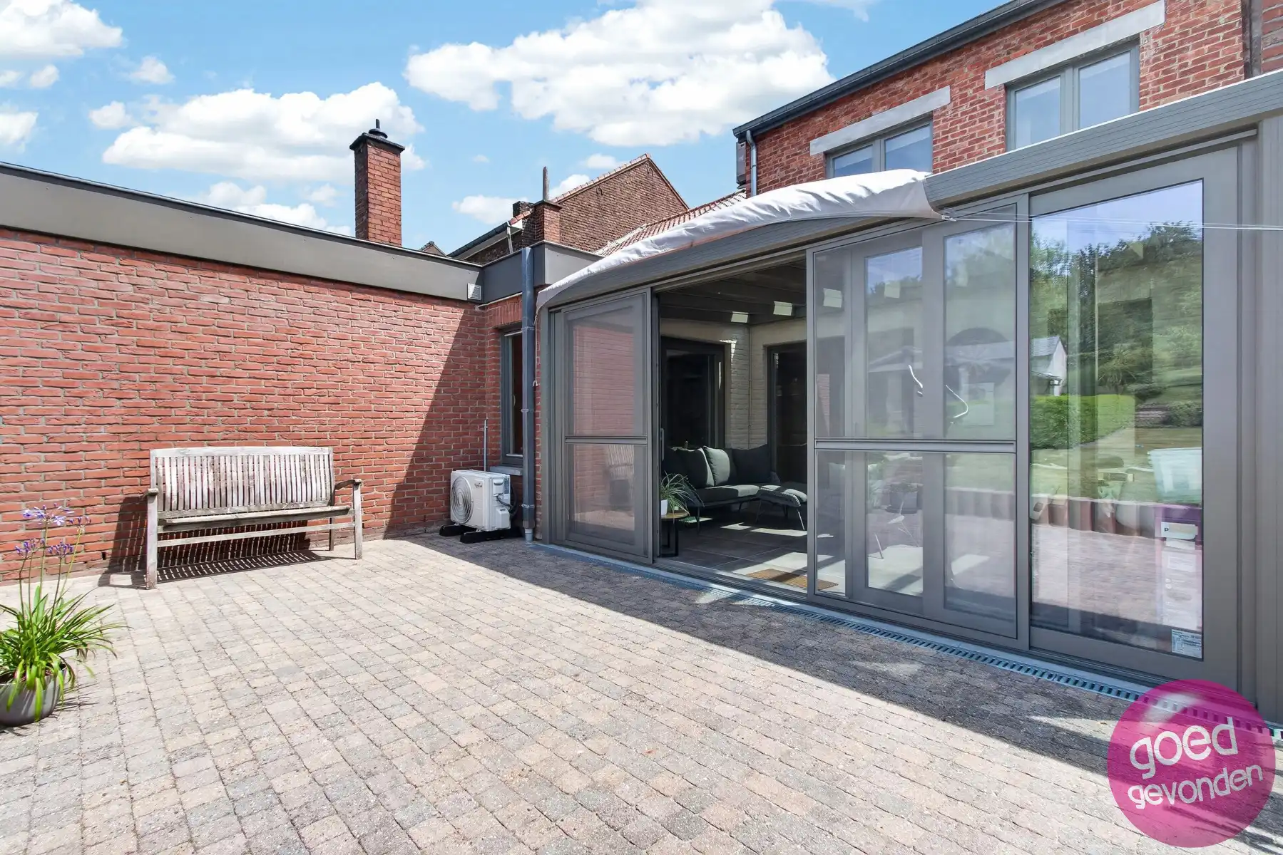 INSTAPKLARE GEZINSWONING - 4 SLK - GARAGE - TUIN - TERRASSEN foto 10