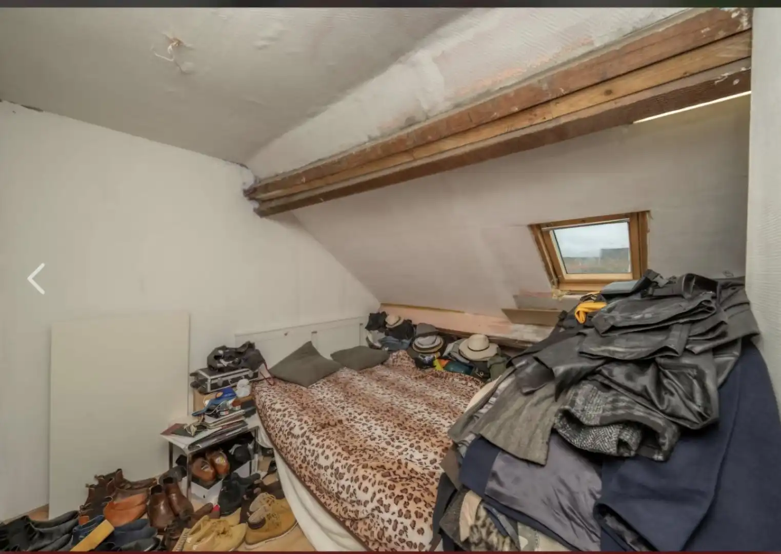 MOOI GELEGEN, TE MODERNISEREN WONING ! foto 16