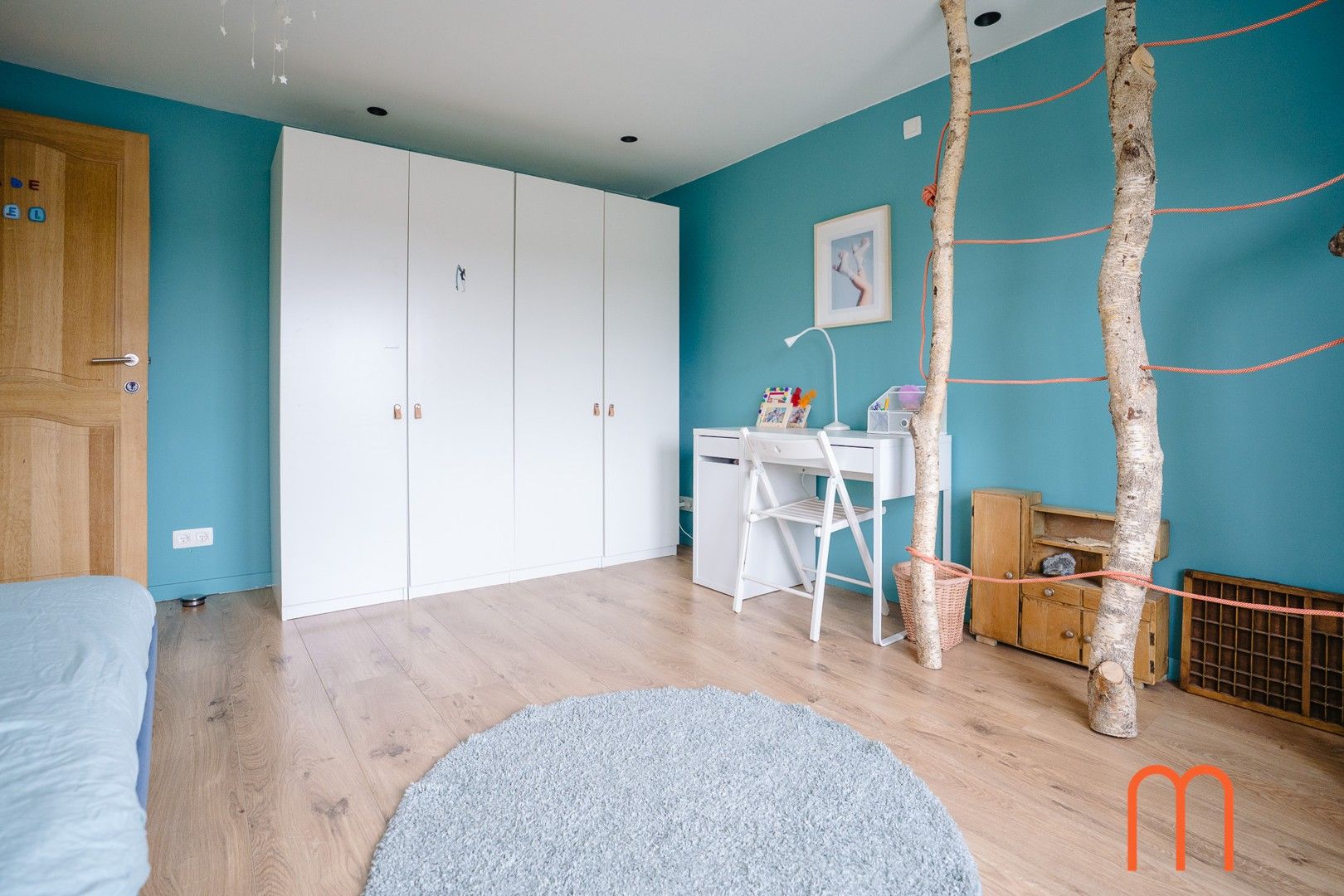 Prachtig gerenoveerde halfopen woning met 4 slaapkamers te koop in Mariakerke foto 15