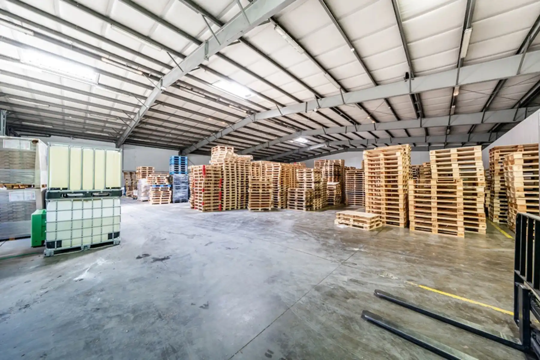 INDUSTRIELE SITE - 29.249 M² - DRIELANDENPUNT BE-NL-DE foto 4