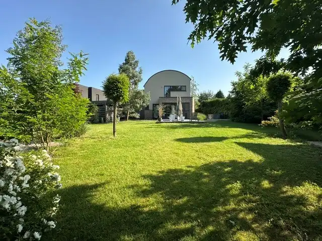 Ruime moderne woning op een perceel van 10a 12ca in een rustige, bosrijke omgeving te koop foto 40