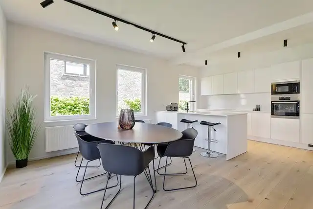 Verzorgd appartement op goede ligging! foto 4