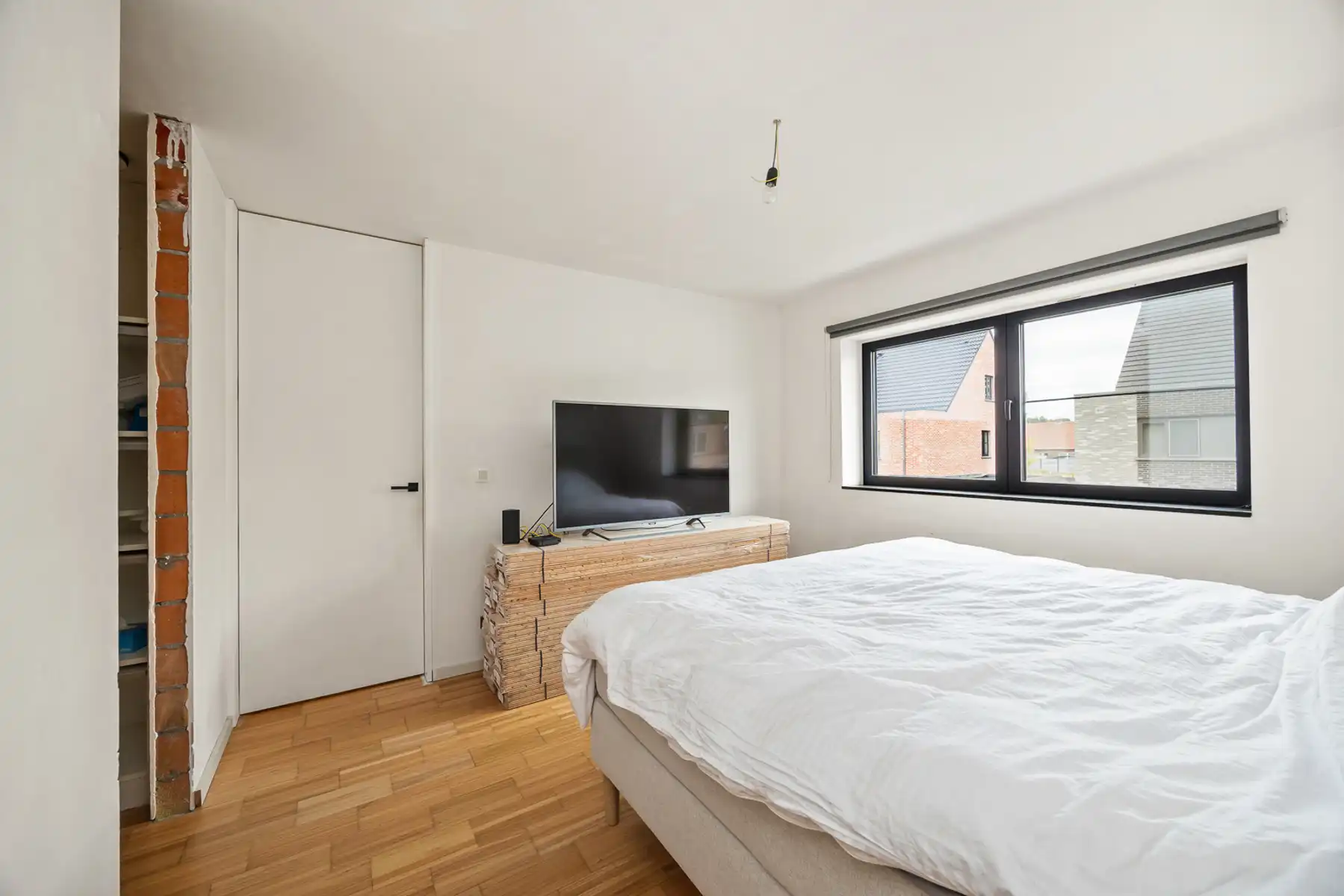 VILLA MET 4 SLAAPKAMERS, 2 BADKAMERS EN KWALITATIEF MAATWERK IN GOOREIND-WUUSTWEZEL TE KOOP foto 22