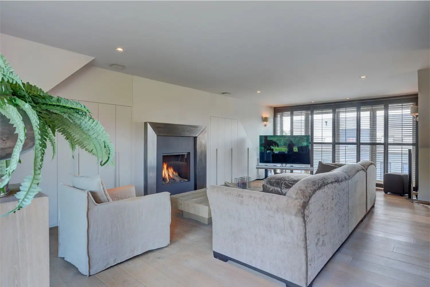 High-end penthouse met zeer ruim dakterras. foto 6