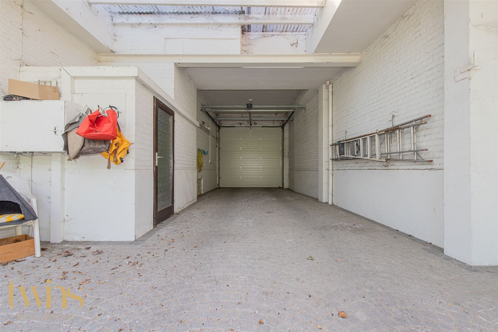 Te koop – Unieke eigendom met commerciële ligging op 4.143 m² te Dendermonde. foto 26