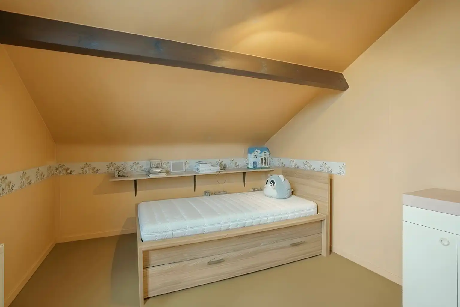 MOOIE ARCHITECTENWONING MET VERZICHT foto 24